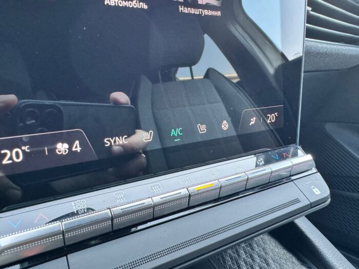 Renault Megane E-Tech Electric V60 - Зображення 20