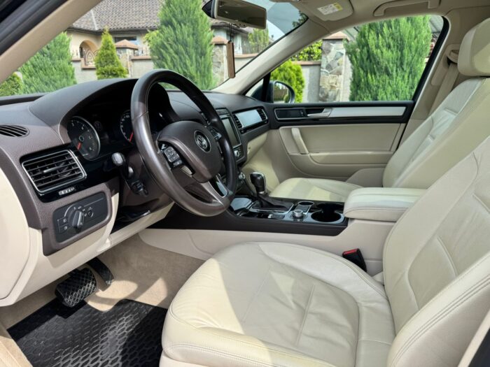 Volkswagen Touareg - Зображення 10