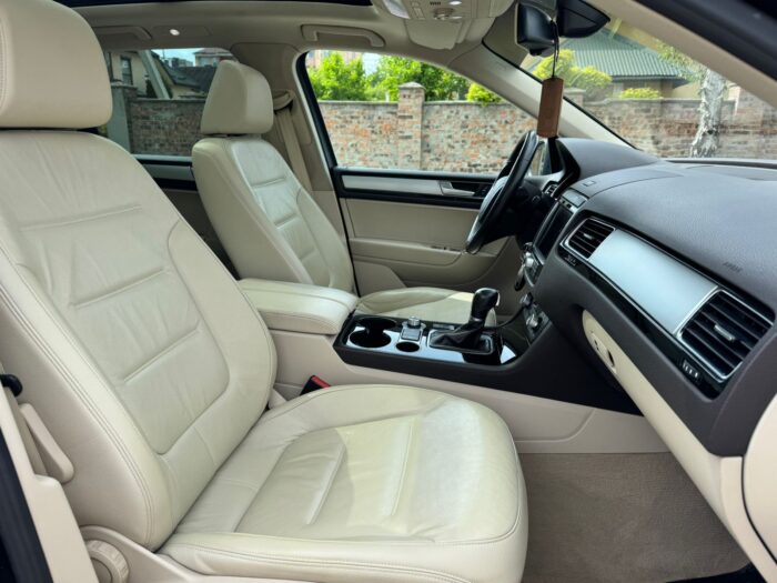 Volkswagen Touareg - Зображення 16