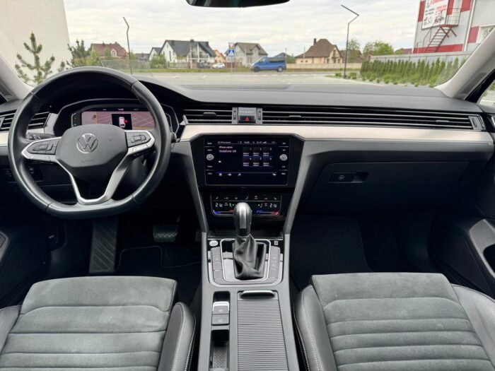 Volkswagen Passat Highline - Зображення 19