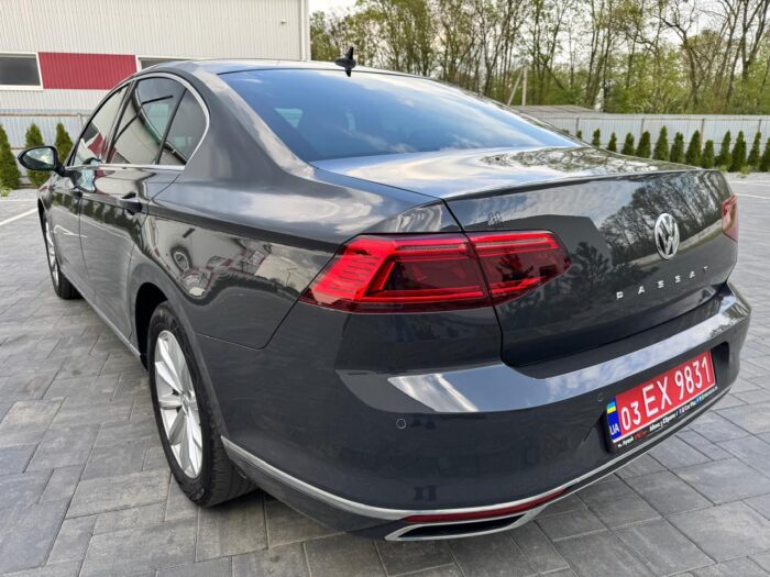 Volkswagen Passat Highline - Зображення 3
