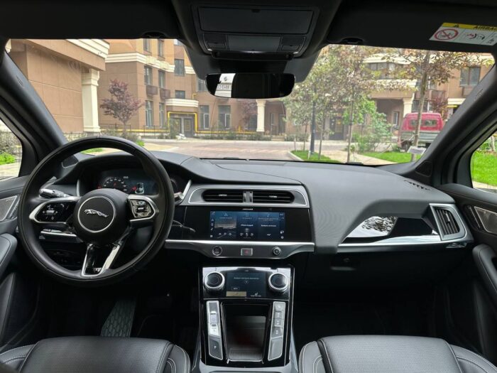 Jaguar I-PACE EV400 SE - Зображення 23
