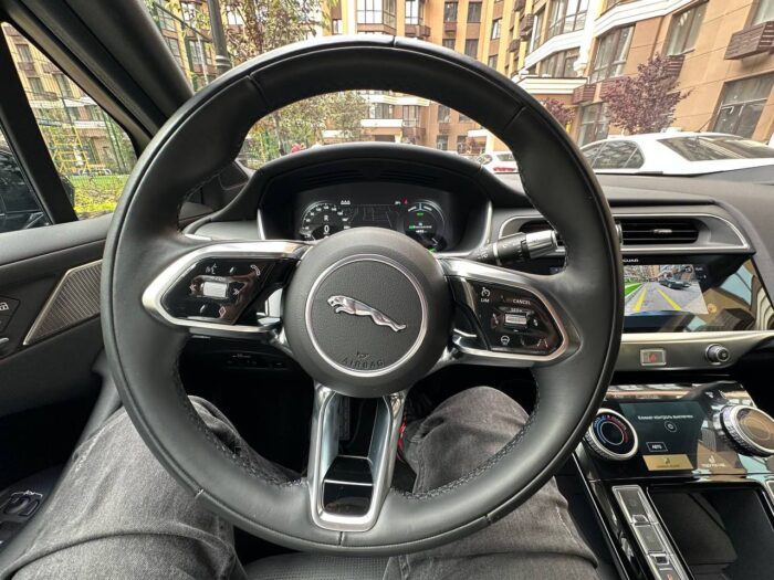 Jaguar I-PACE EV400 SE - Зображення 24