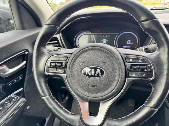 Kia Niro Premium - Зображення 18